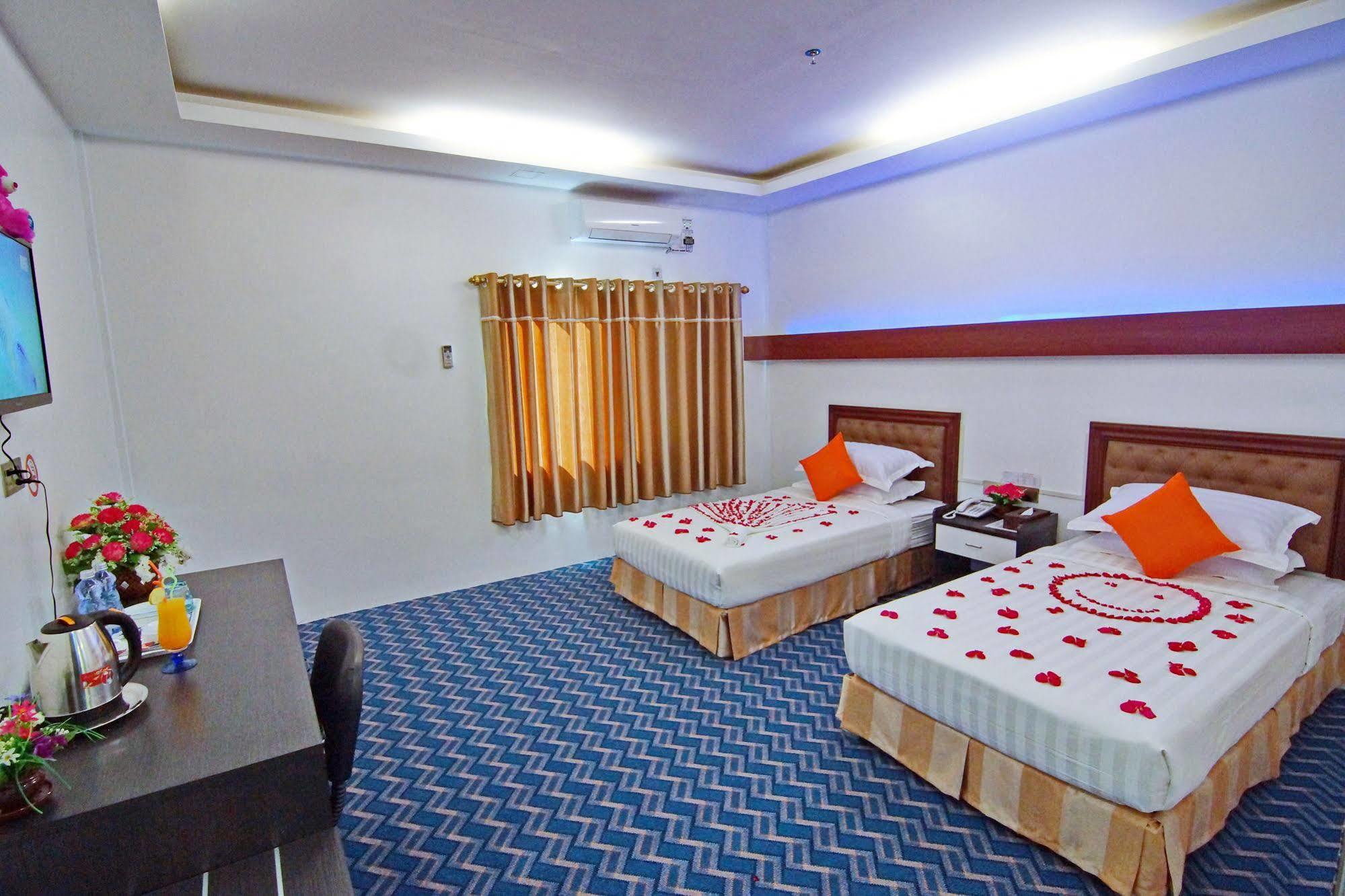 Perfect Hotel Mandalay Eksteriør bilde